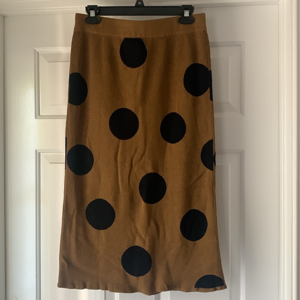 Who What Wear Brown & Black Polka-Dot Sweater & Midi Skirt Set - Picture 9 of 16